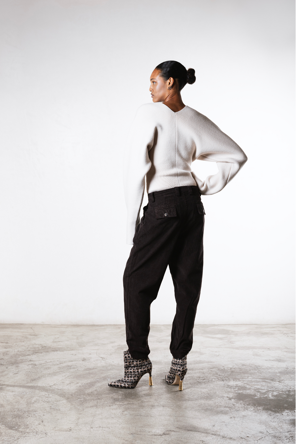 NEBARI VELVET BROWN Trousers by Clan Upstairs Private Label