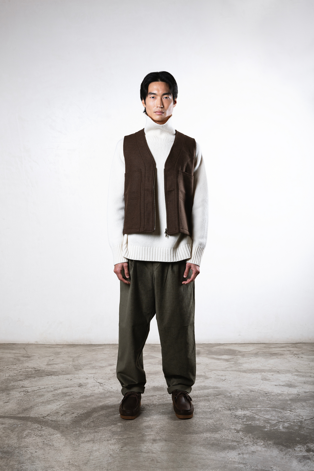 ZIP MARRONE Gilet by Clan Upstairs Private Label