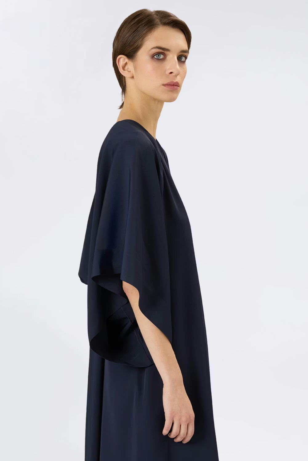 GRACEFUL 297 Cape by High Flash