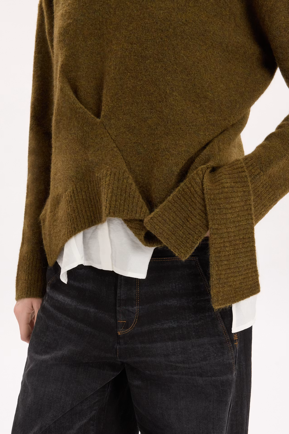 ADVANCE KNITTED SWEATER MOSS GREEN by HIGH