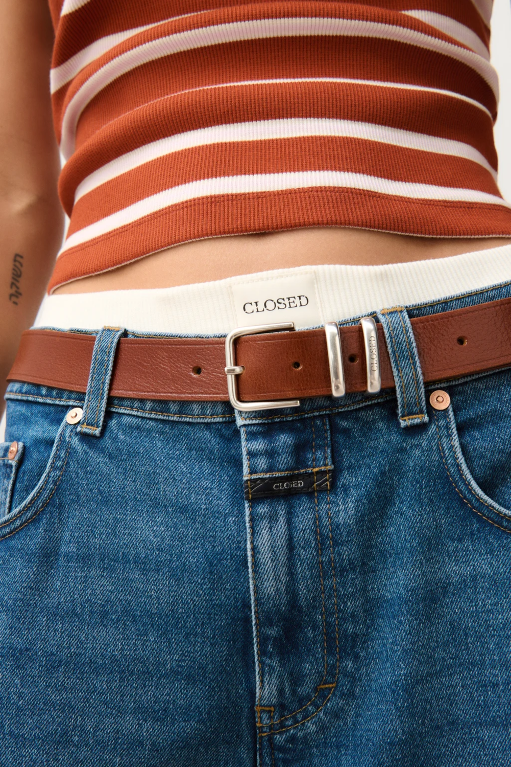 COWHIDE 965 Belt by Closed