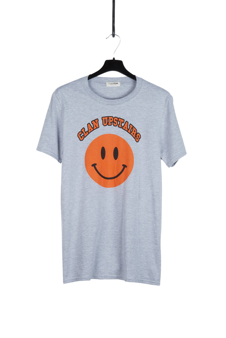 “Kind Of Smile” T-Shirt Clan Upstairs